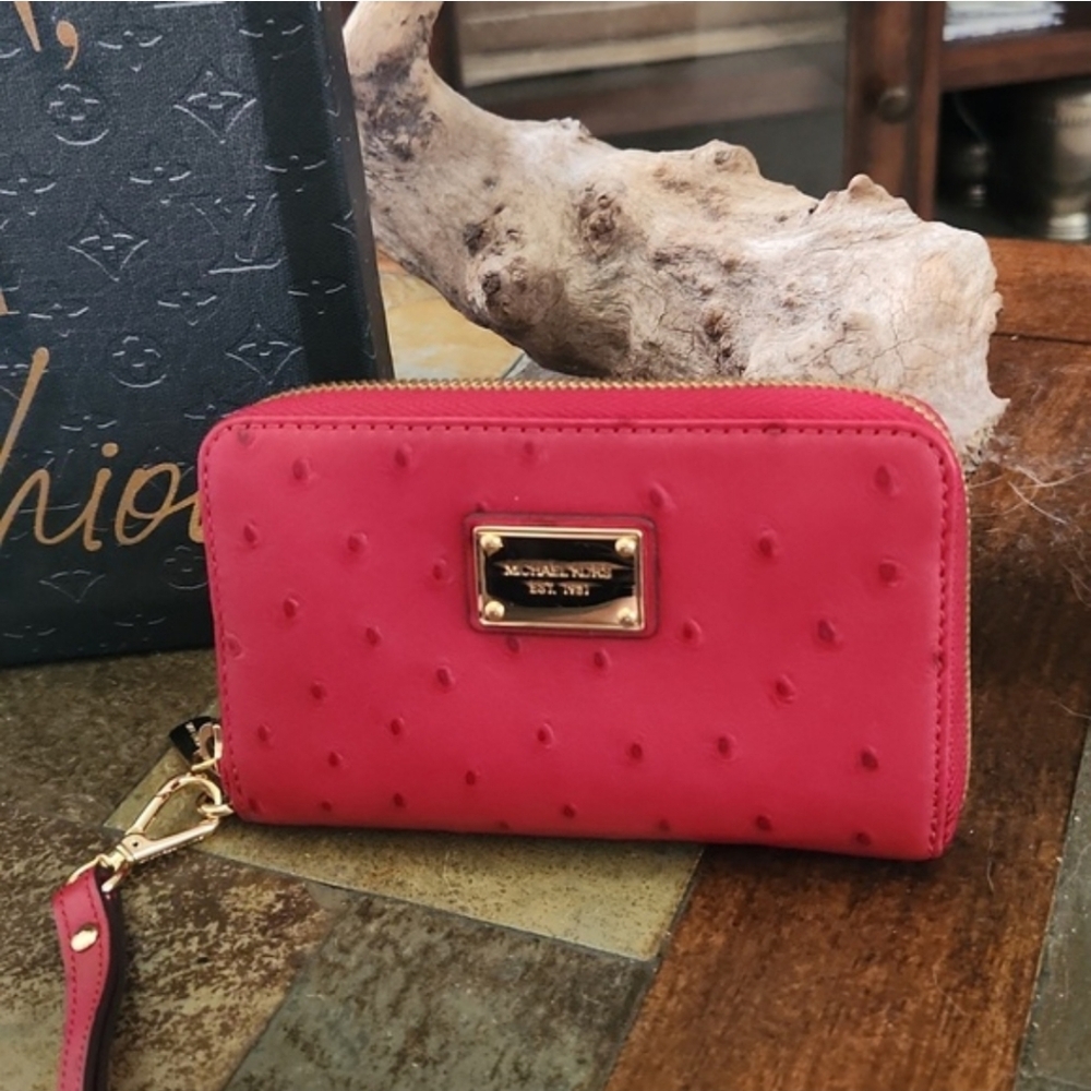 Michael Kors Ostrich Embossed Wallet